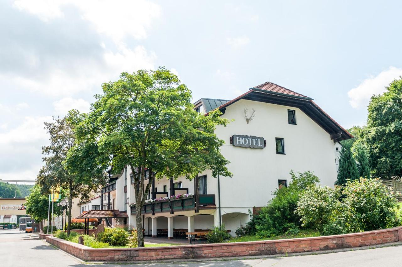 Hotelgasthof Schmucker Mossautal エクステリア 写真