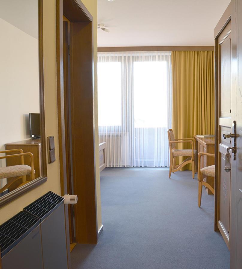 Hotelgasthof Schmucker Mossautal エクステリア 写真